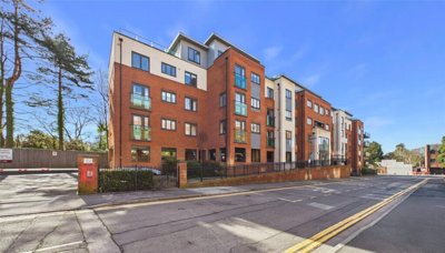 Property on Park Lane, GU15 3FU