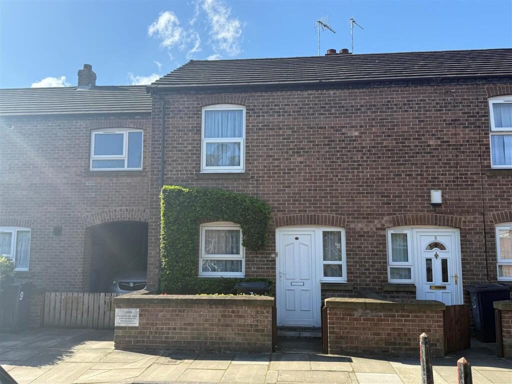 Terraced House