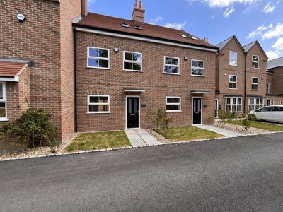 Property on RG17 0WH