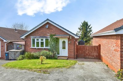 Property on Chatsworth Drive, DE13 9NS