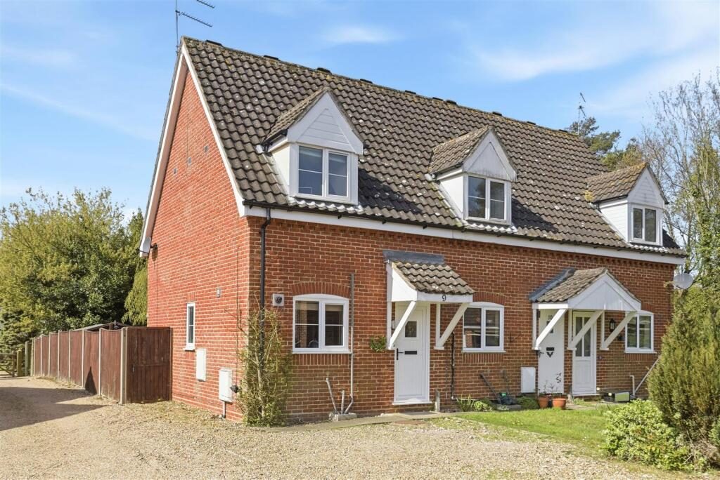 Terraced House
