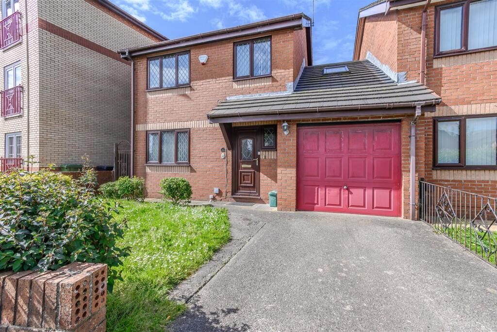 Terraced House