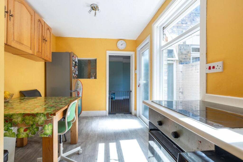 Thumbnail 9