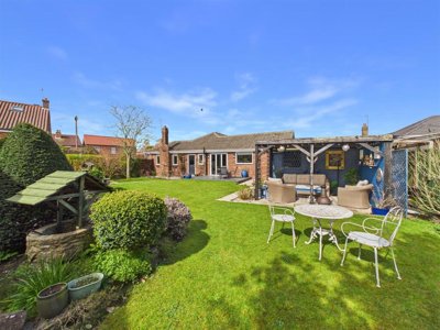 Property on Pinfold, HU15 2HE