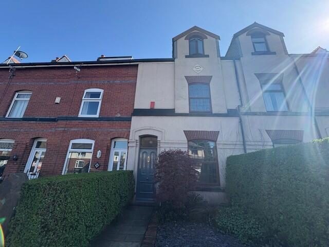 Terraced House