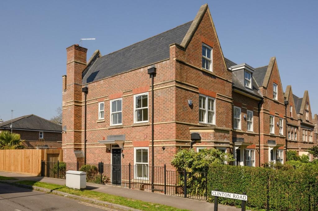 Terraced House