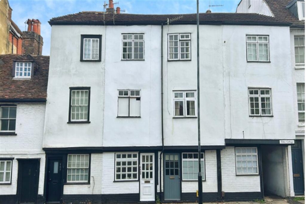 Terraced House