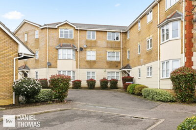 Property on Burrows Chase, EN9 3YX