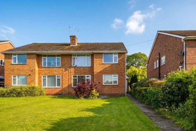 Property on Yardley Wood Road, B90 1JZ