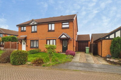 Property on Crawford Close, NG8 2AZ