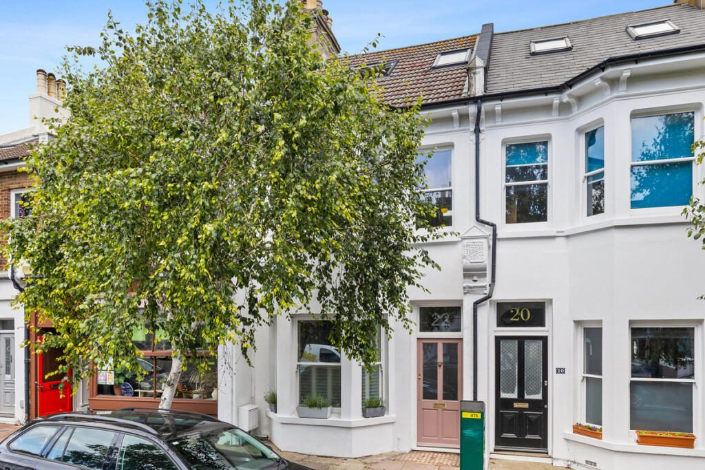 Property main image