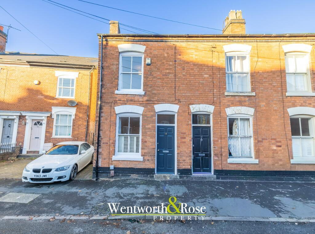 Property main image