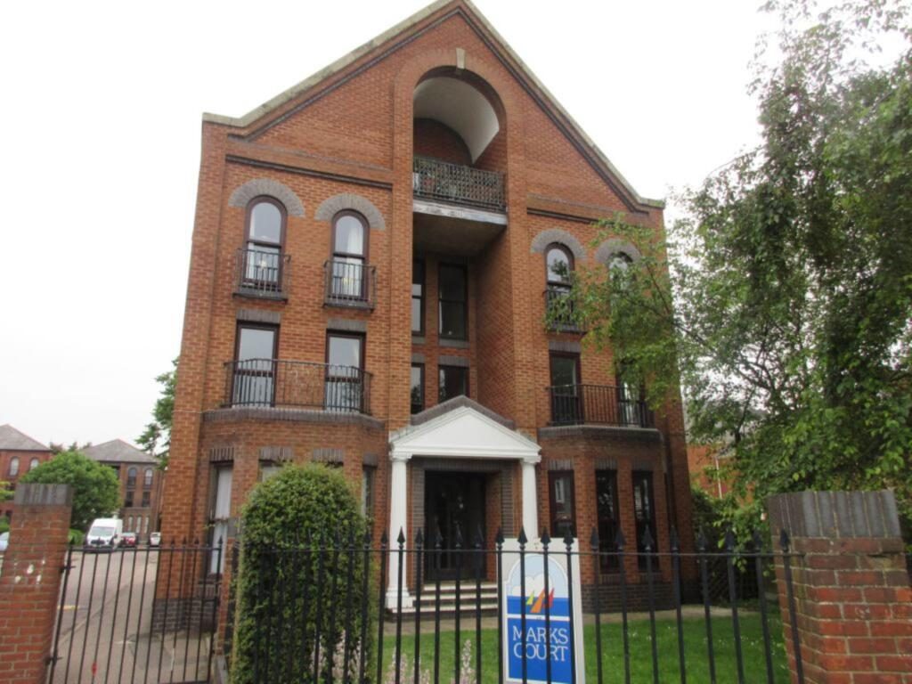 Property main image
