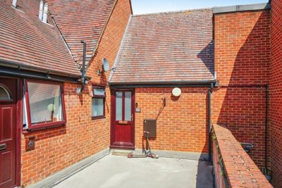 Property on Manorsfield Road, OX26 6EH