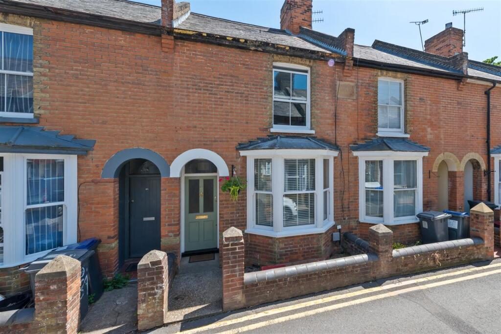 Property main image