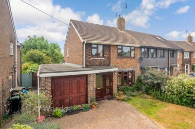 Property on The Ridge, TN24 9EU