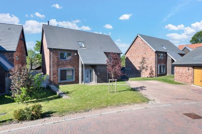 Property on Old Stable Lane, CB8 7GH