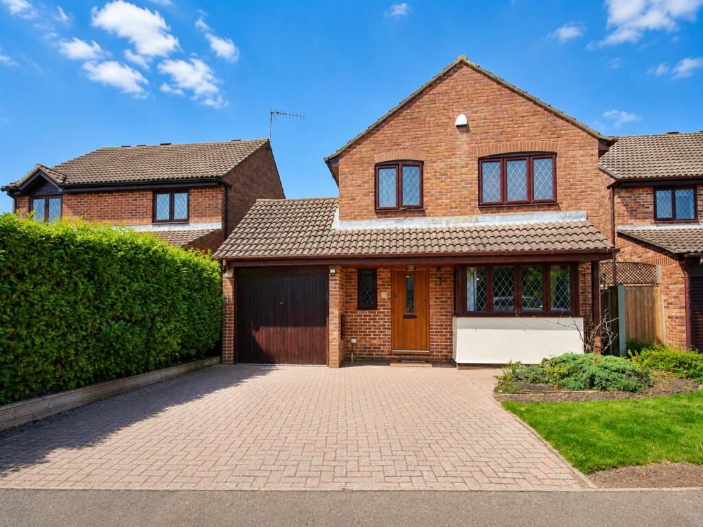 Property main image