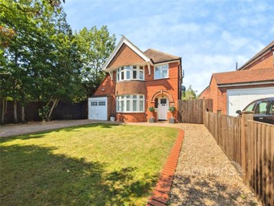 Property on Ramsbury Drive, RG6 7RS
