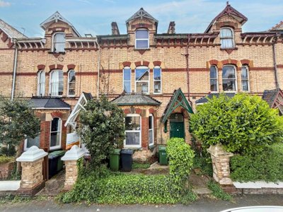 Property on EX4 6BZ