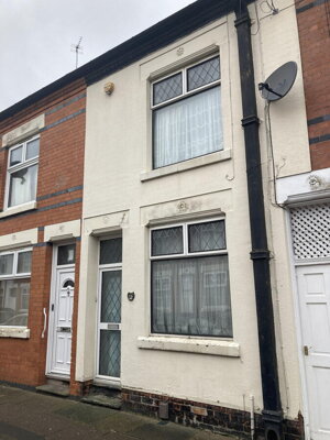 Property on Osborne Road, LE5 5ET