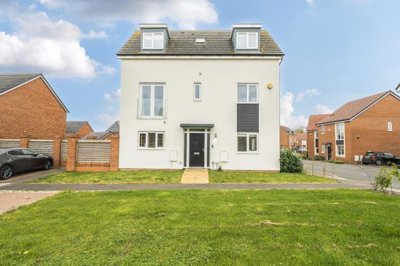 Property on Goodenough Drive, OX12 7GH