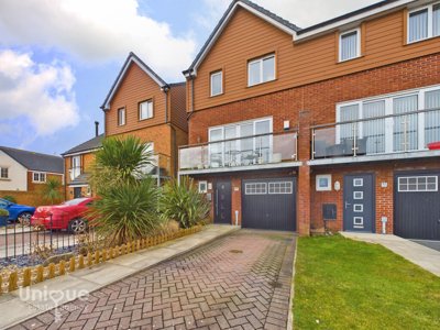 Property on Windward Avenue, FY7 6FE