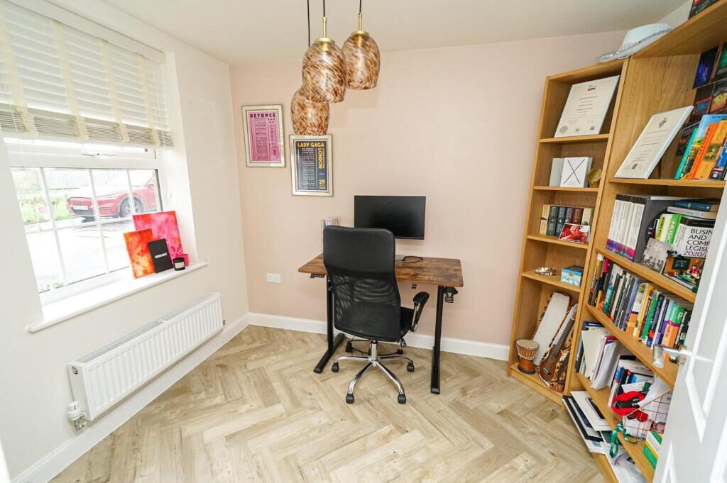 Thumbnail 11