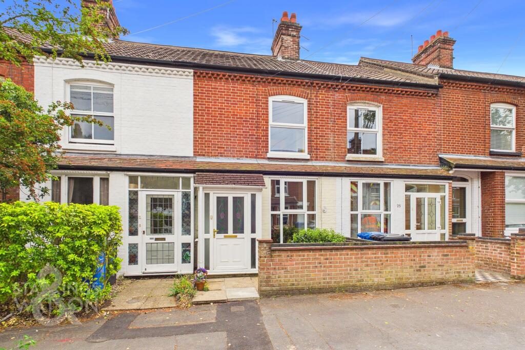 Property main image