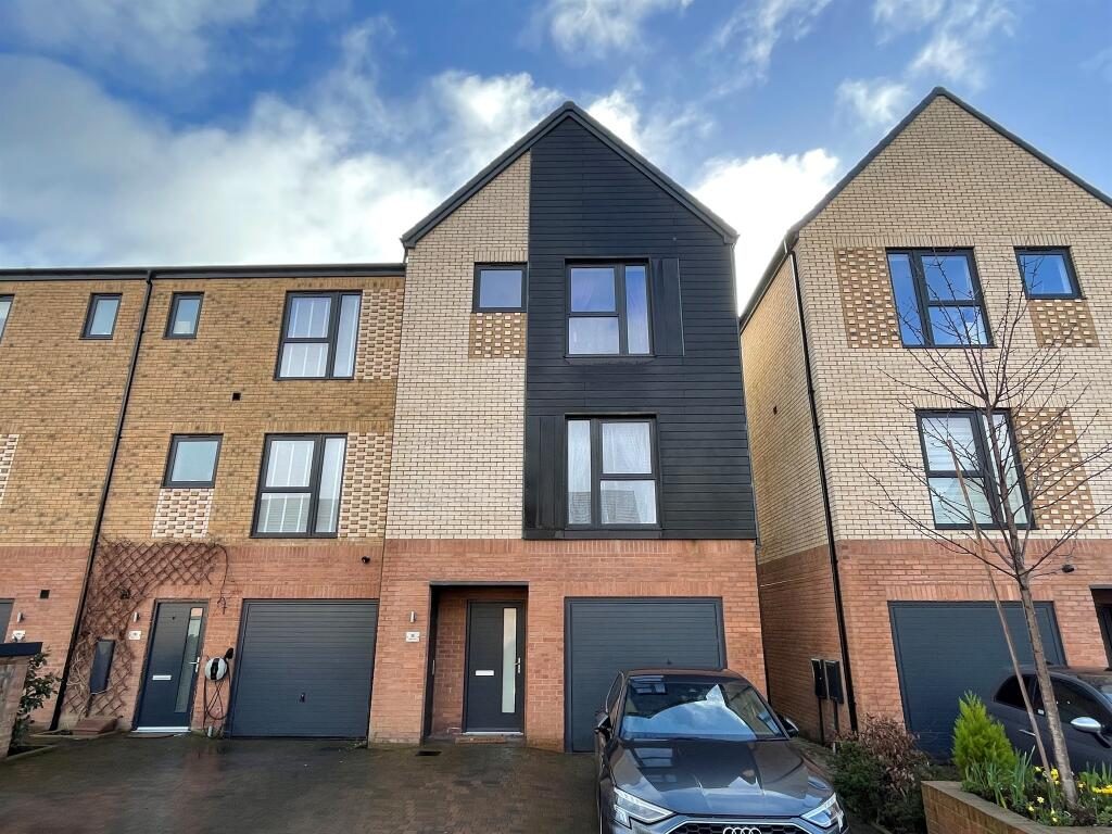 Terraced House