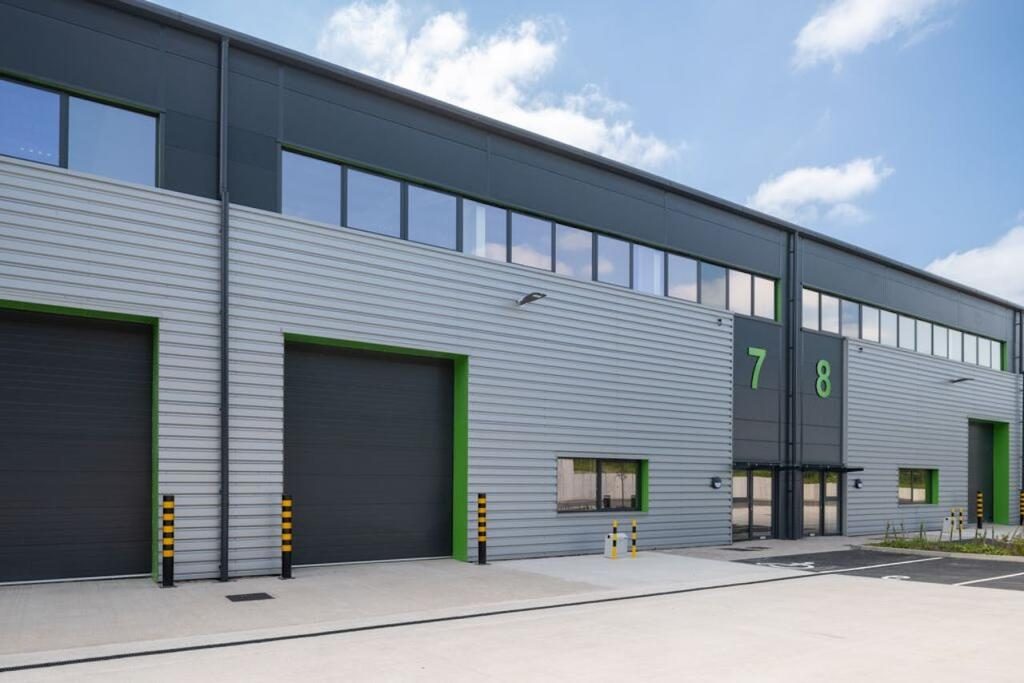 Distribution Warehouse