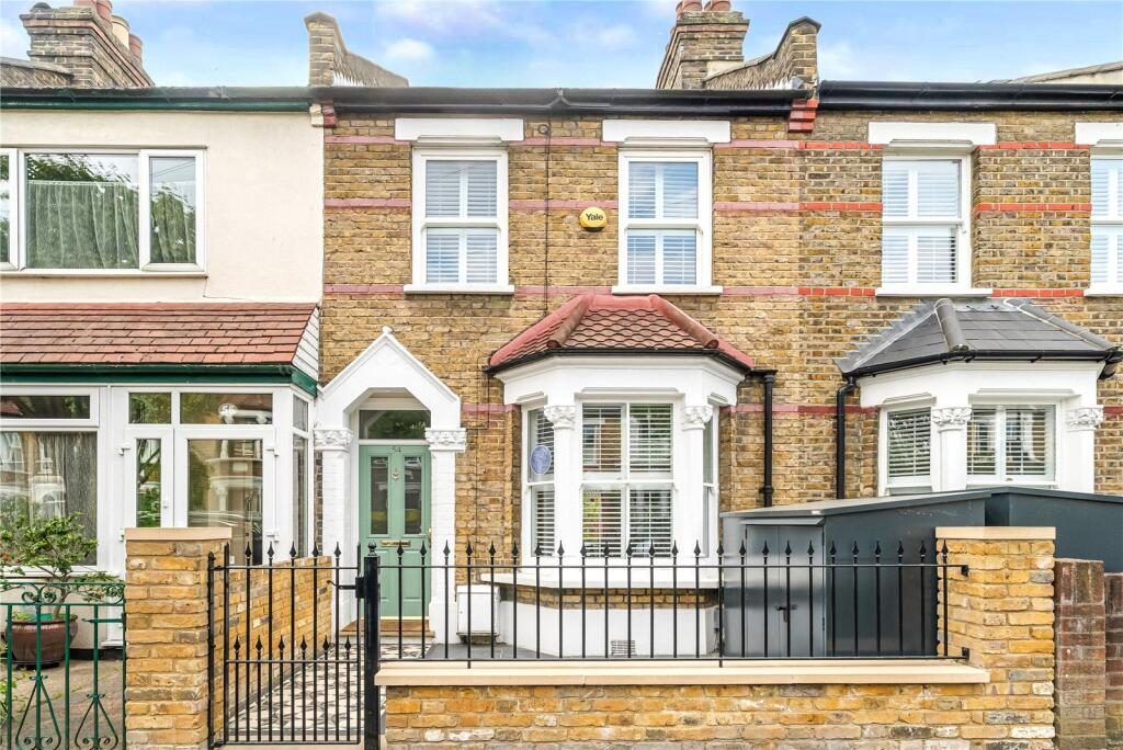 Terraced House