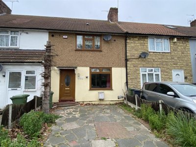 Property on Wood Lane, RM8 3NR