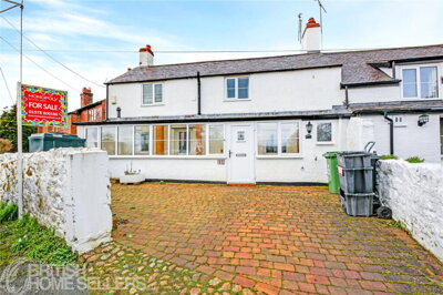 Property on Harwoods Lane, LL12 0EU