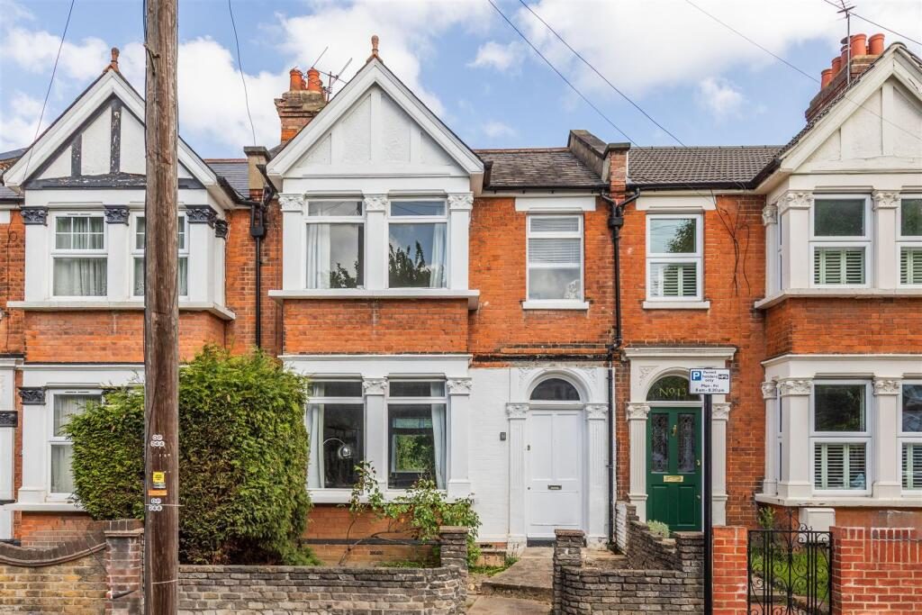 Terraced House