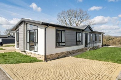 Property on Walworth Road, SP11 6LX