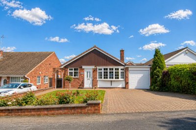 Property on Covert Close, NG12 5GB