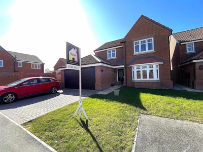Property on Goodyear Close, DN14 7PU