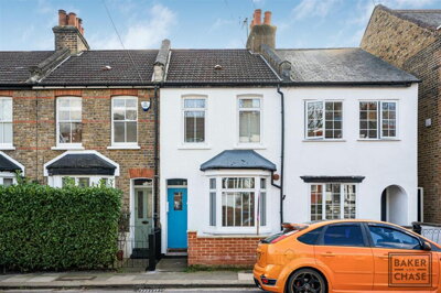 Property on Goat Lane, EN1 4UA