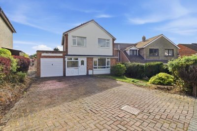 Property on Cedar Avenue, WR14 2SG