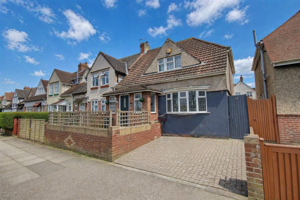 Terraced House