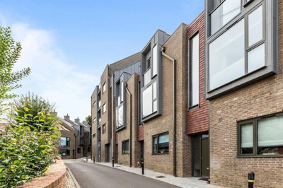 Property on Styles Field, BN7 2LZ