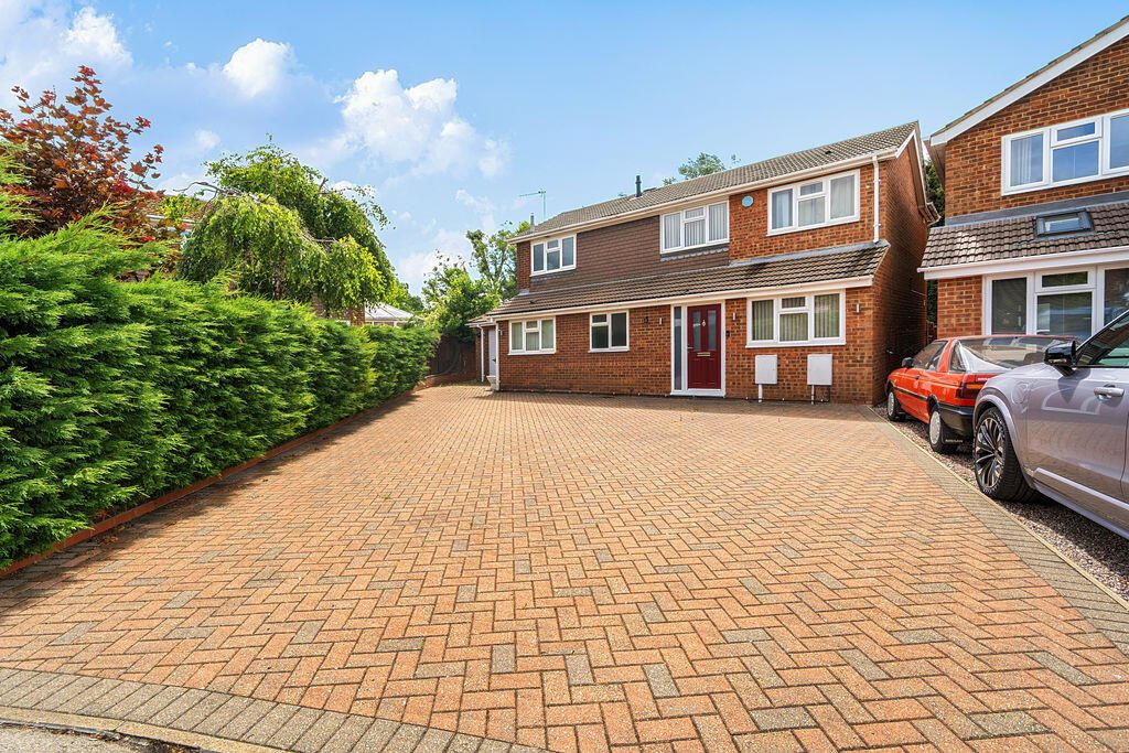 Property main image