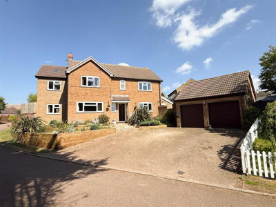 Property on Weinahr Close, LE16 8QX