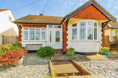 Property on Sunny Rise, CR3 5PR