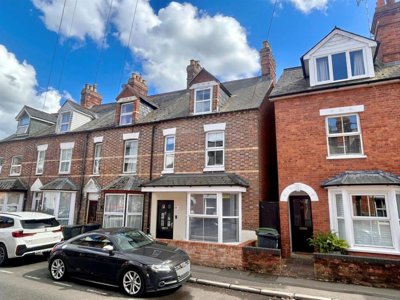 Property on Berkeley Road, RG14 5JG