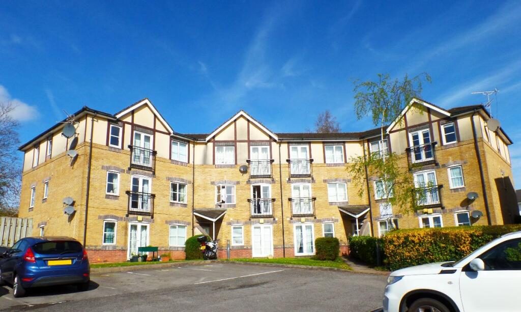 Property main image