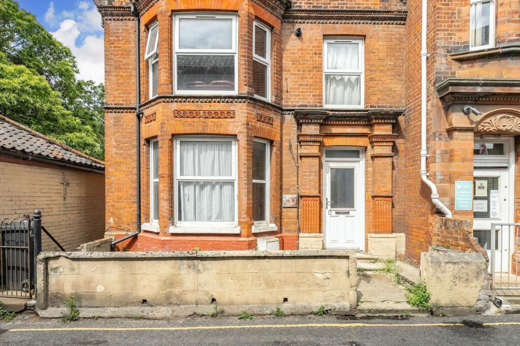 Property main image