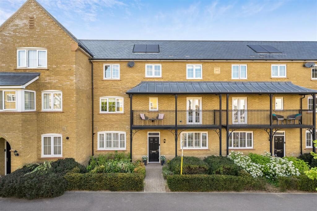 Terraced House