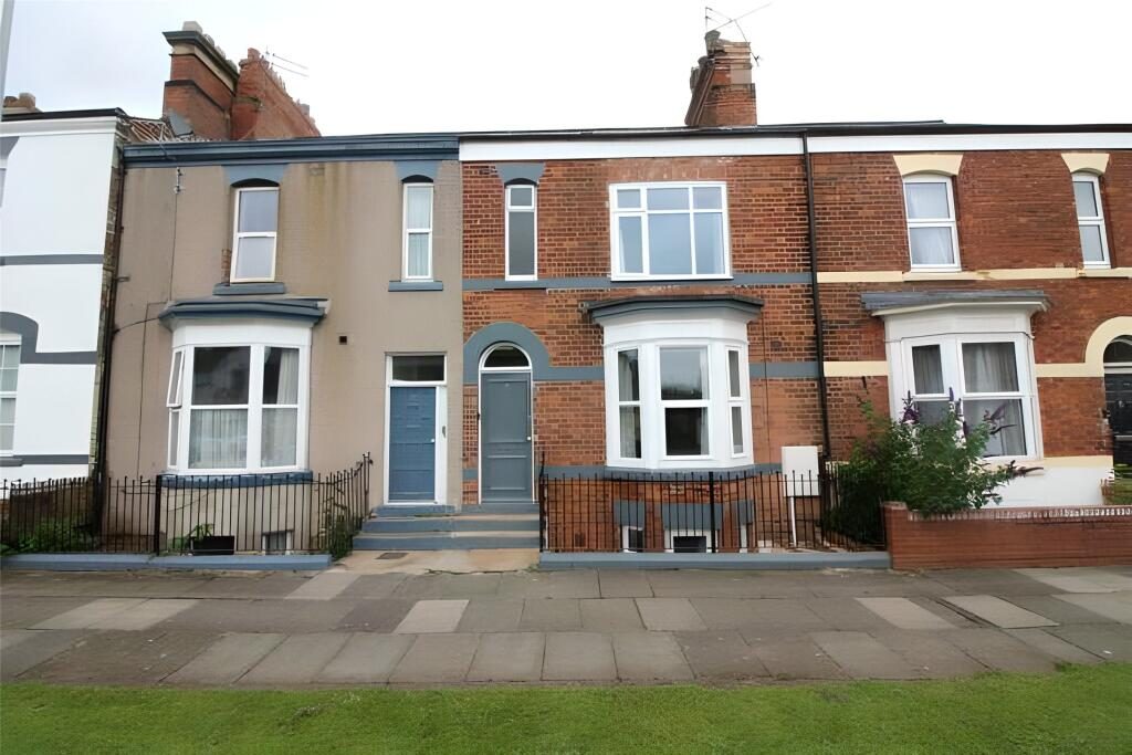 Property main image